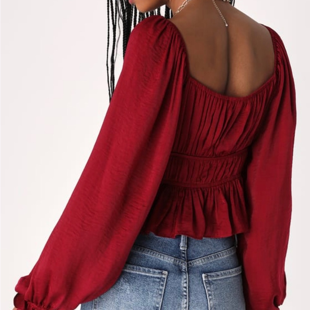 NWT Red Ruched Long Sleeve - Picture 3 of 3